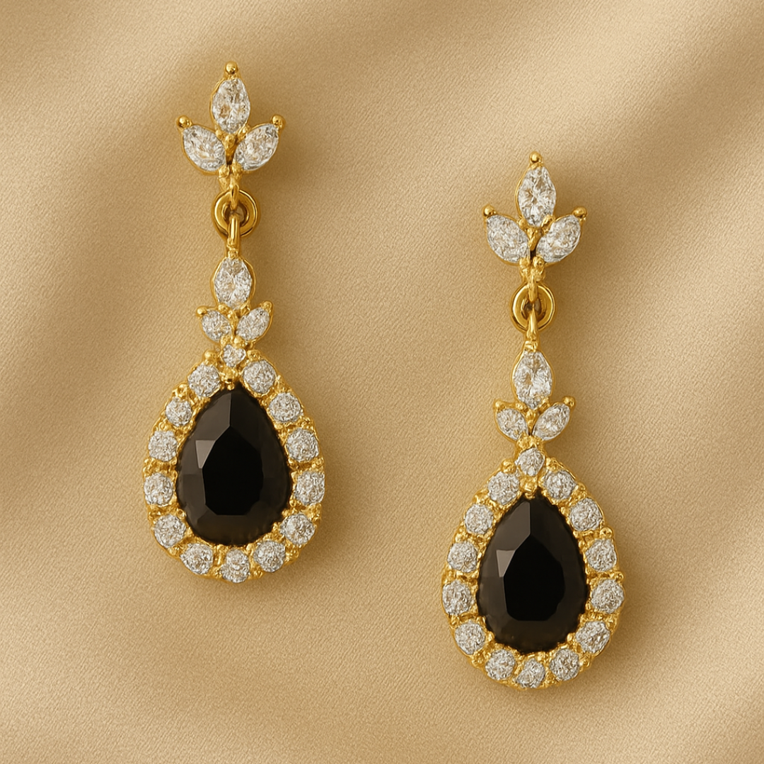 Luxury Gold-Plated Black Stone Jewelry Set – Necklace, Earrings & Tikka